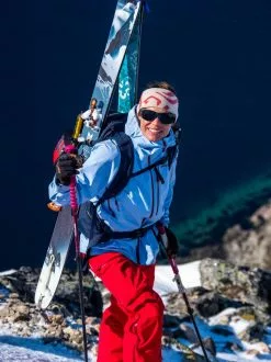 Norrøna Lofoten Gore-Tex Jacket W's Olive Night -Vinterklær Salg 2023 1 EXPERIENCE FW2021 LOFOTENKRISTINOLSEN 2020 29 04 NORRONA 66486 5b0b596143