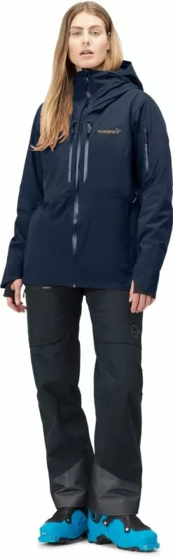 Norrøna Lofoten Gore-Tex Thermo100 Jacket W's Indigo Night -Vinterklær Salg 2023 1004 21 2295 MODEL F 843a629e25