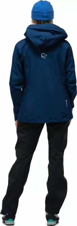 Norrøna Falketind Gore-Tex Jacket W's Indigo Night -Vinterklær Salg 2023 1804212295 MODEL B d1a26056fb