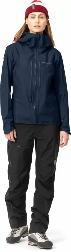 Norrøna Falketind Gore-Tex Paclite Jacket W's Indigo Night -Vinterklær Salg 2023 1814 22 2295 model f 435b0df61b