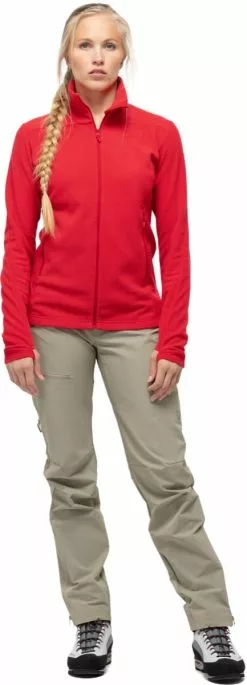 Norrøna Falketind Warm1 Jacket (W) True Red 6 Norrøna Falketind Warm1 Jacket (W) True Red -Vinterklær Salg 2023 1846 17 1105 MODEL F 684d1778cb