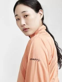 Craft Adv Essence Wind Jacket W Glow -Vinterklær Salg 2023 1911241 716000 ADV Essence Wind Jacket W Closeup3 Preview 2471637ef3