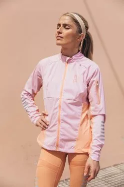 Johaug Discipline Jacket Nctar -Vinterklær Salg 2023 220515 NCATR THERESE 1 90f811b396