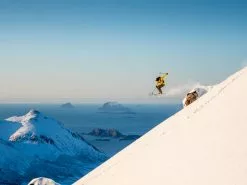 Norrøna Lofoten Gore-Tex Jacket M's Caviar -Vinterklær Salg 2023 3 EXPERIENCE FW2021 LOFOTENKRISTINOLSEN 2020 29 04 NORRONA 67469 5338a87292