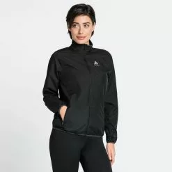 Odlo Jacket Essential Light W Black -Vinterklær Salg 2023 313071 15000 MODEL FRONT CROP 1c36aaa5ac