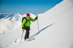 Norrøna Lofoten Gore-Tex Jacket M's Olive Night -Vinterklær Salg 2023 4 EXPERIENCE FW2021 LOFOTENTERJEAAMOT 20200321 SKI SNOTIND NORRNA 0140 08f1fb8966