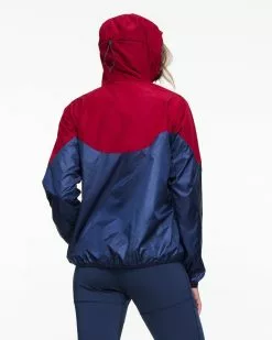 Kari Traa Sanne Wind Jacket Red -Vinterklær Salg 2023 622982 Red Model 2 7e8b7ff44a