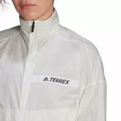 Adidas W Mt Wind Jacket Nondye -Vinterklær Salg 2023 HD6395 8 APPAREL On20Model Detail20View201 white 1cb184a66b