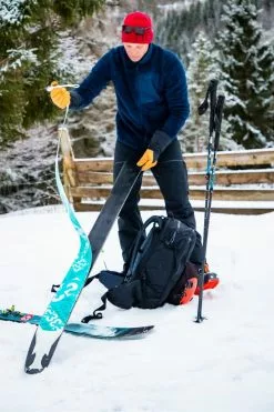 Norrøna Warm3 Jacket M's Olive Night -Vinterklær Salg 2023 NORRONA WARM 3 DETAIL4 b9909d24e3