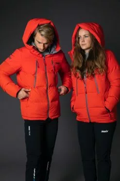 Swix Surmount Down Jacket Unisex Fiery Red -Vinterklær Salg 2023 Surmount down jacket U Fiery red 13153 99992 icon1 a64d3f82fc