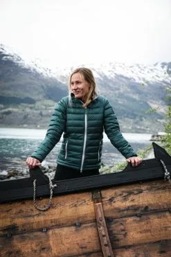 Urberg Hjelle Lt. Down Jacket Wmn Midnight Navy -Vinterklær Salg 2023 Urberg Hjelle Lt Down Jacket Women Midnight Navy 8 Fjellsport 1200 Pixler 1200x1200 151d2e3e92