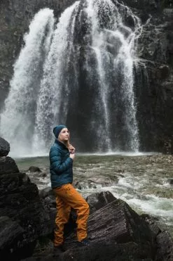 Urberg Viklandet Down Jacket Wmn Midnight Navy 17 Urberg Viklandet Down Jacket Wmn Midnight Navy -Vinterklær Salg 2023 Urberg Viklandet Down Jacket Women Midnight Navy 8 Fjellsport 1200 Pixler 800x1200 0b0bd50f48