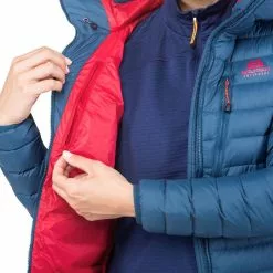 Mountain Equipment Earthrise Hooded Wmns Jacket Dusk -Vinterklær Salg 2023 WEB Image Earthrise Hooded Wmns Jacket Dusk 12 x wearthrisehjacket aw22 detaljer 004 215919965 plid 492397 b8ab17e146