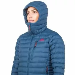 Mountain Equipment Earthrise Hooded Wmns Jacket Red Rock -Vinterklær Salg 2023 WEB Image Earthrise Hooded Wmns Jacket Red Rock 12 x wearthrisehjacket aw22 detaljer 003 1429254333 plid 492343 f96a43ef85
