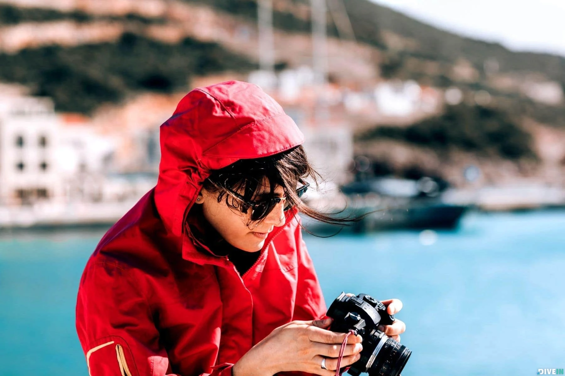 Vinterklær Salg 2023 -Vinterklær Salg 2023 woman wearing windbreaker jacket